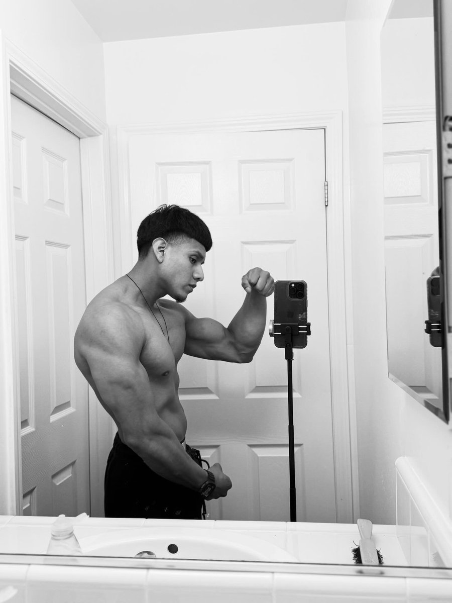 jaykhalyfa's tweet photo. Bulk is going good https://t.co/x6bWRL4CrP