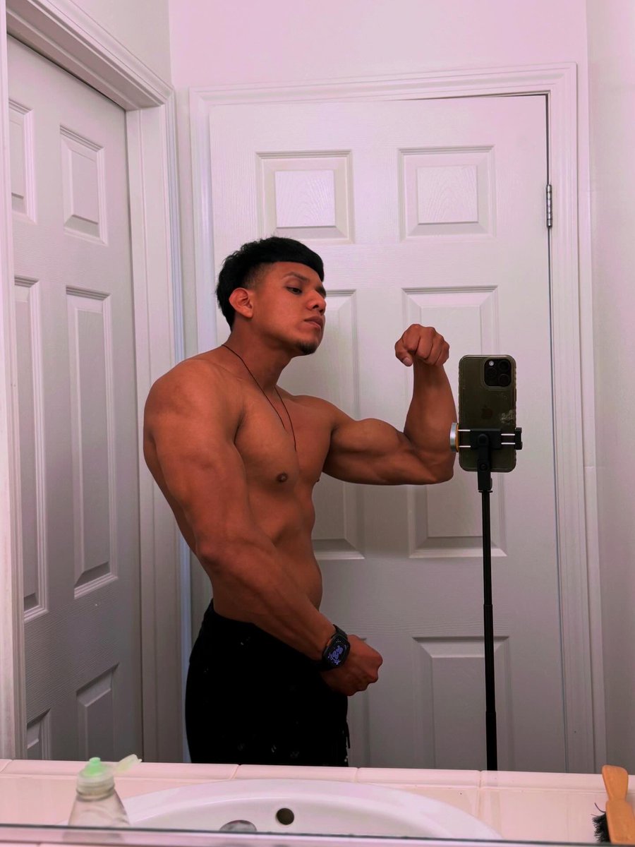 jaykhalyfa's tweet photo. Bulk is going good https://t.co/x6bWRL4CrP