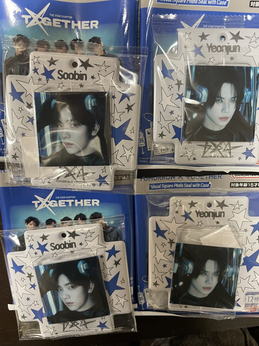 こうかん tweet media