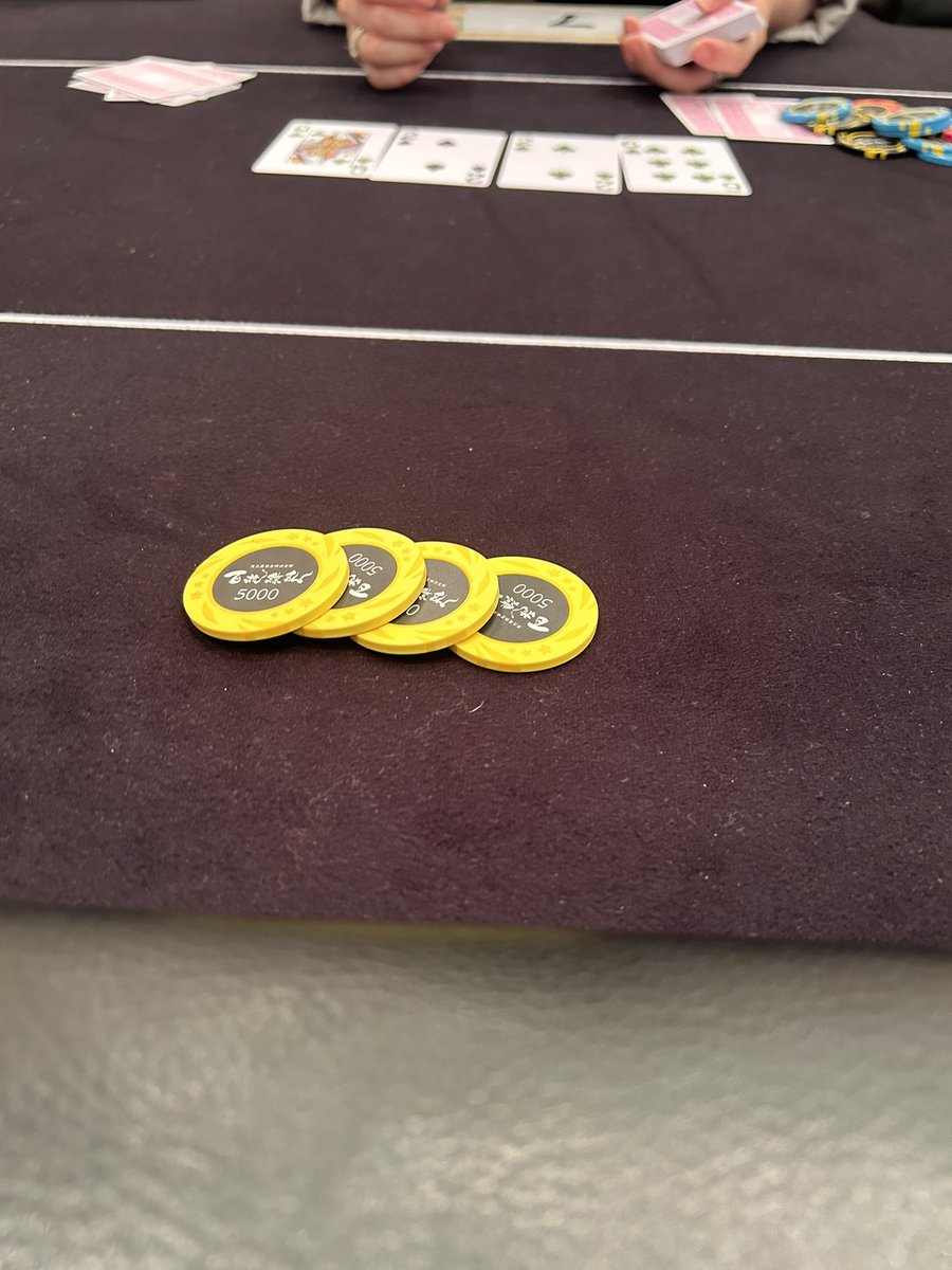 栗パラくん！ tweet media