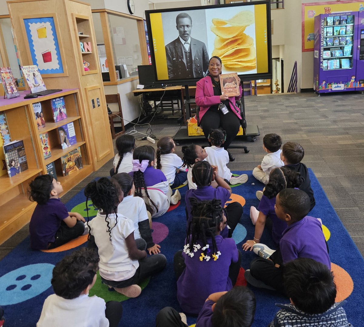 Librarian Kimberly Wooten tweet media