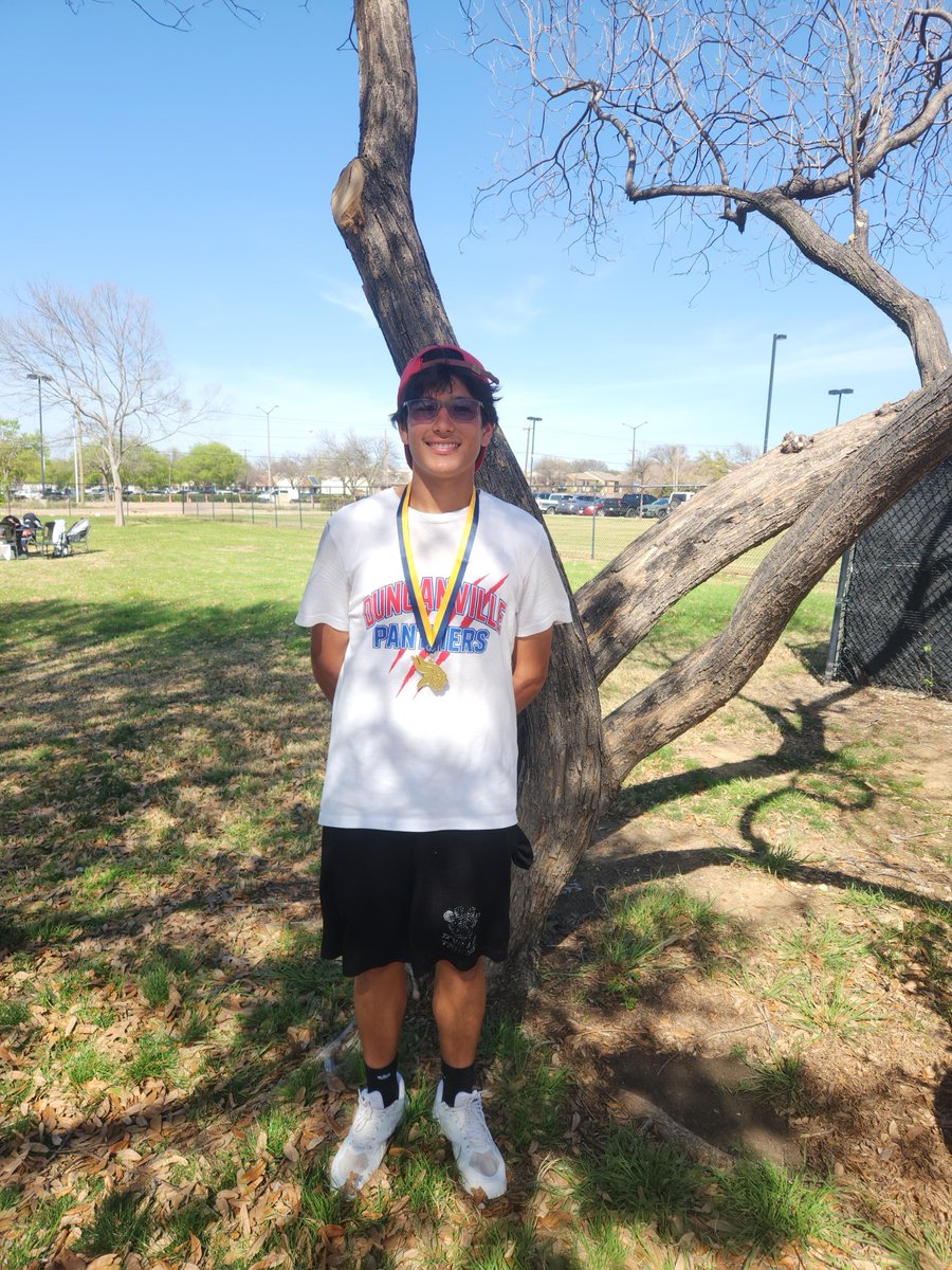 DvilleTennis's tweet photo. Varsity Panther Tennis @ Arlington Lamar Spring Swing:
Lauren- 4th place Girls Singles
Mark- 2nd place Boys Singles B
Osiel- 1st place Boys Singles A
Preston/Ethan- 1st place Boys Doubles
A hard fought day on the tennis courts, and a well deserved spring break for these guys! https://t.co/5qdrfDGZ4n