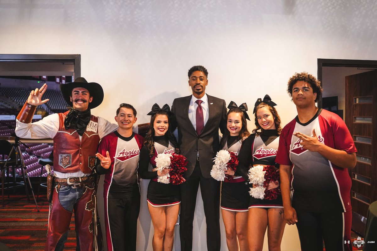 NMStateWBB's tweet photo. Gave Coach Amadou a big Aggie welcome! 🤠

#AggieUp https://t.co/8zOsL9MDCq
