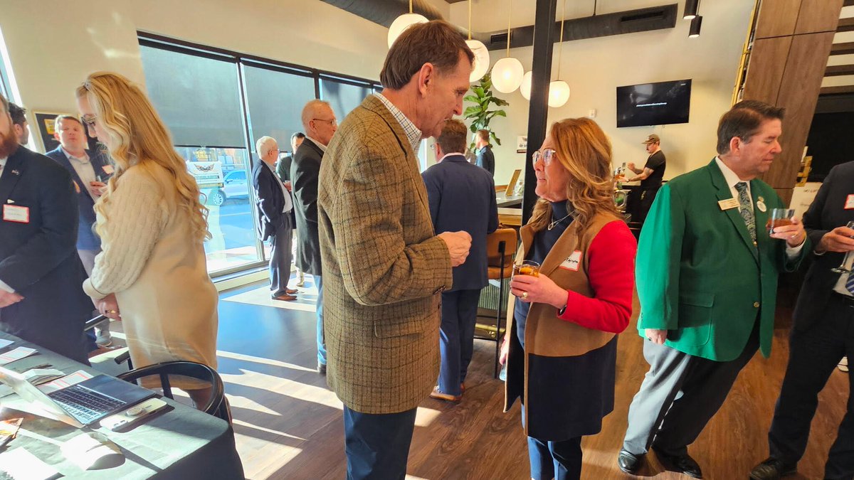 Ed Gallrein tweet media