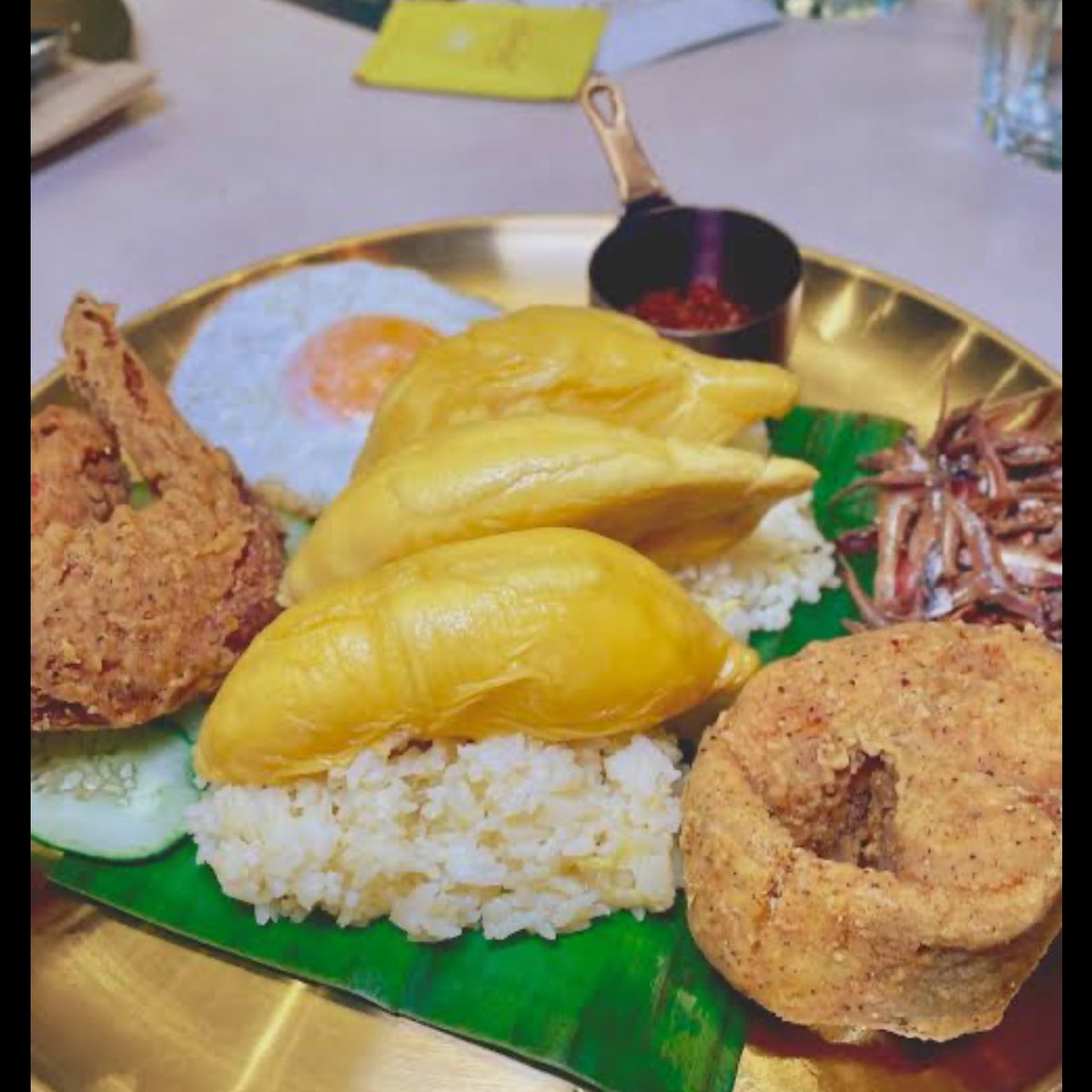 Maneki-Meow tweet media