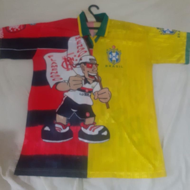 "Não sei oq usar na copa"

Toma