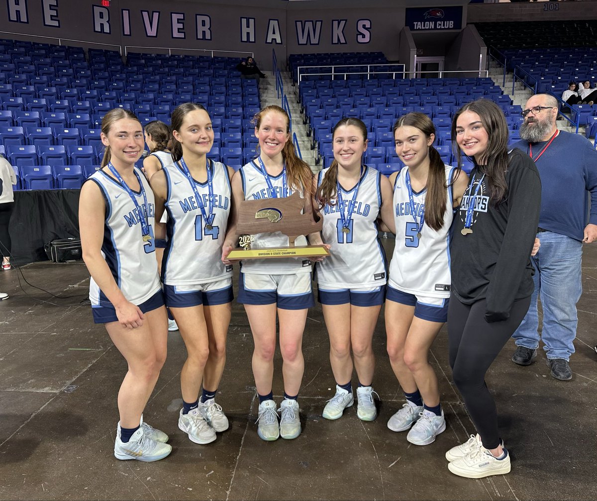TrevorHass's tweet photo. Medfield girls’ basketball: D2 state champs @GlobeSchools @mnick40 @MedfieldAD https://t.co/NHu7rperG8