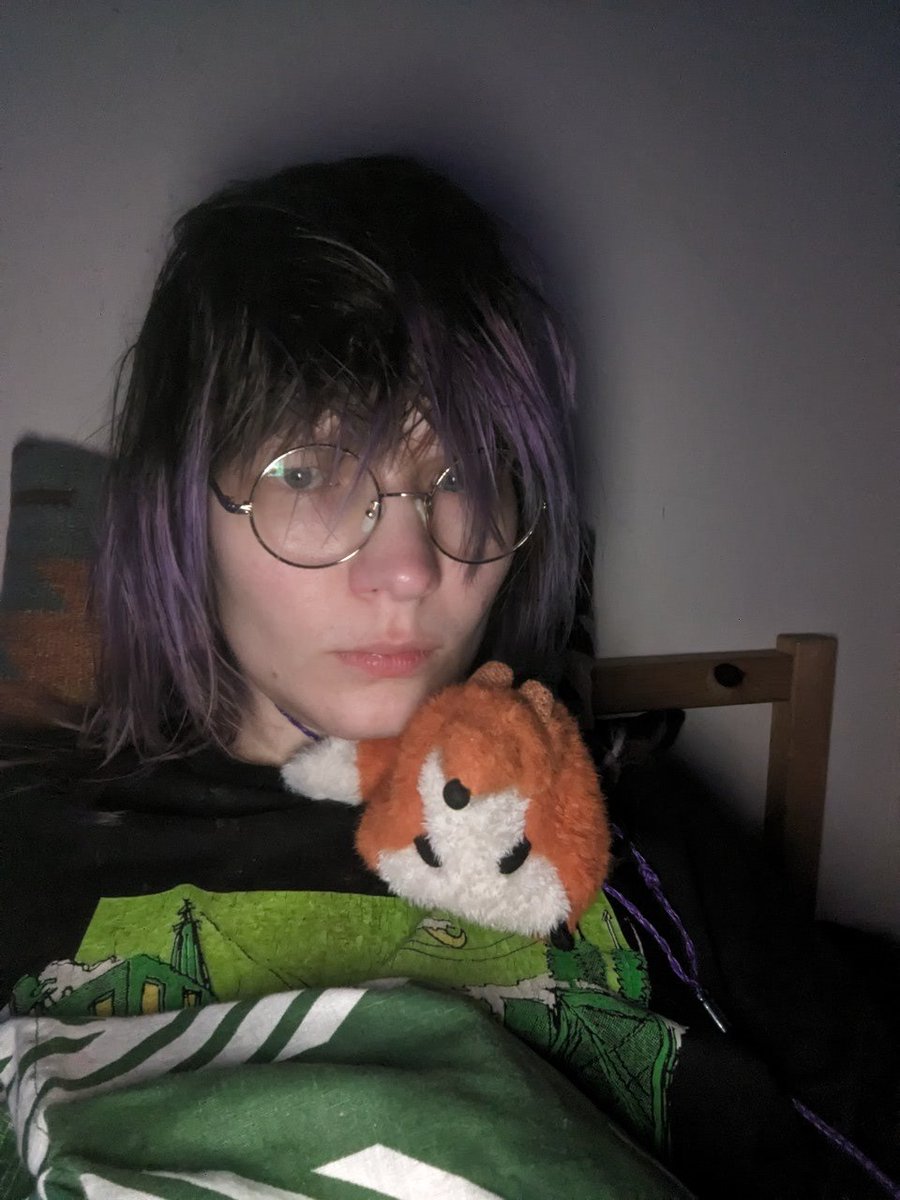 mae_honk tweet media