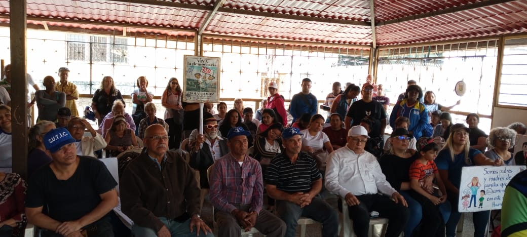 AsambleaCNCTL's tweet image. #12Marzo 
#Miranda #LosTeques
La clase trabajadora habló en la calle. #PliegoExigenciasTrabajadores #AumentoSalarialYPensionesYa
⬇️