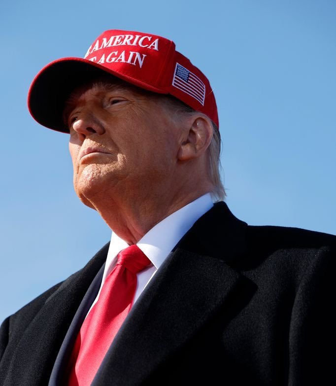 S.Direct tweet media