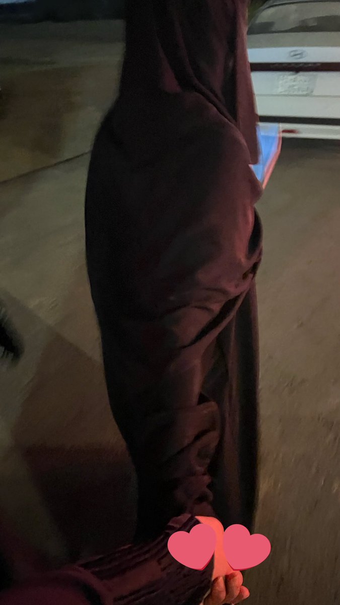 من بعض اللقطات الحنونة أنا وصديقتي 
نصلي قيام مع بعض🩷