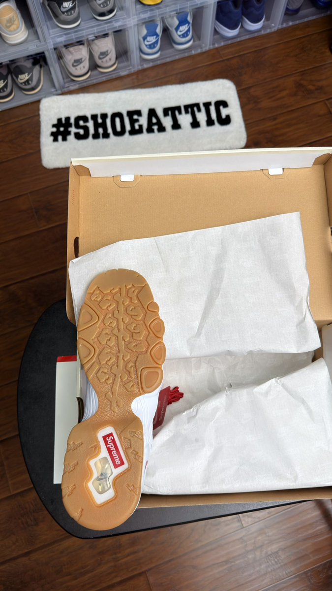 DeeHartakaFlave's tweet image. Mail call 📞  Supreme x Nike SB Air Max2 CB ’94 “White/Gum” #supremenewyork #sbdunks #nike