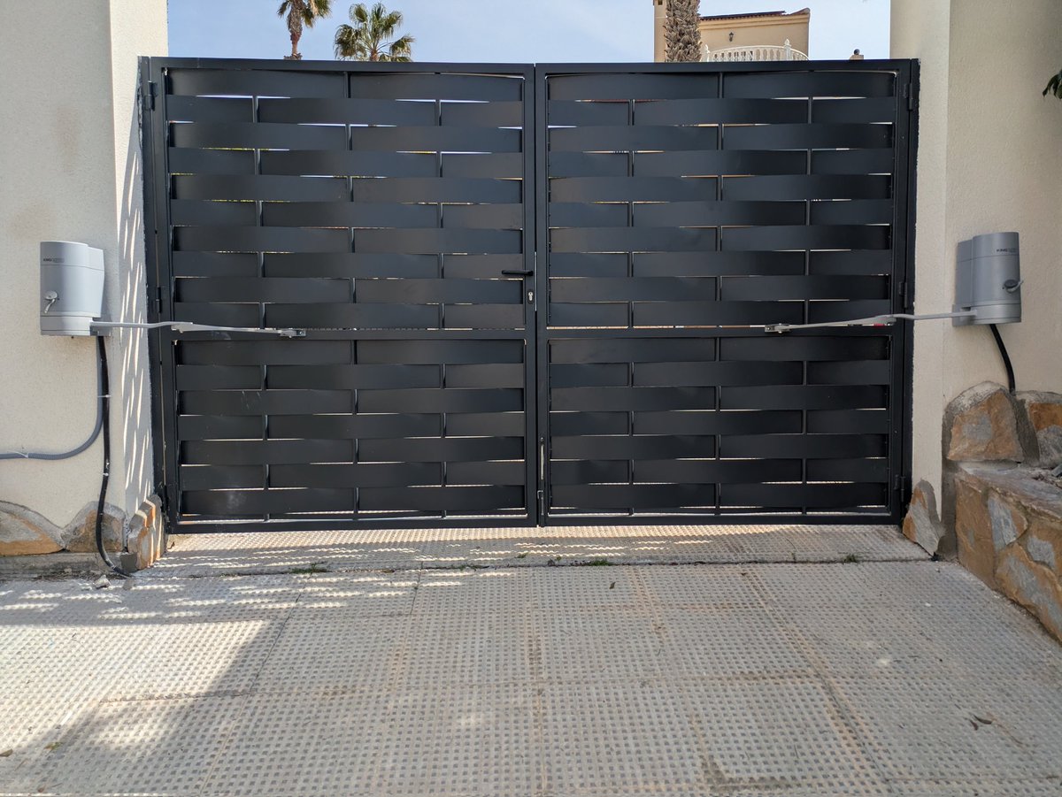The Gate & Garage Door Company tweet media