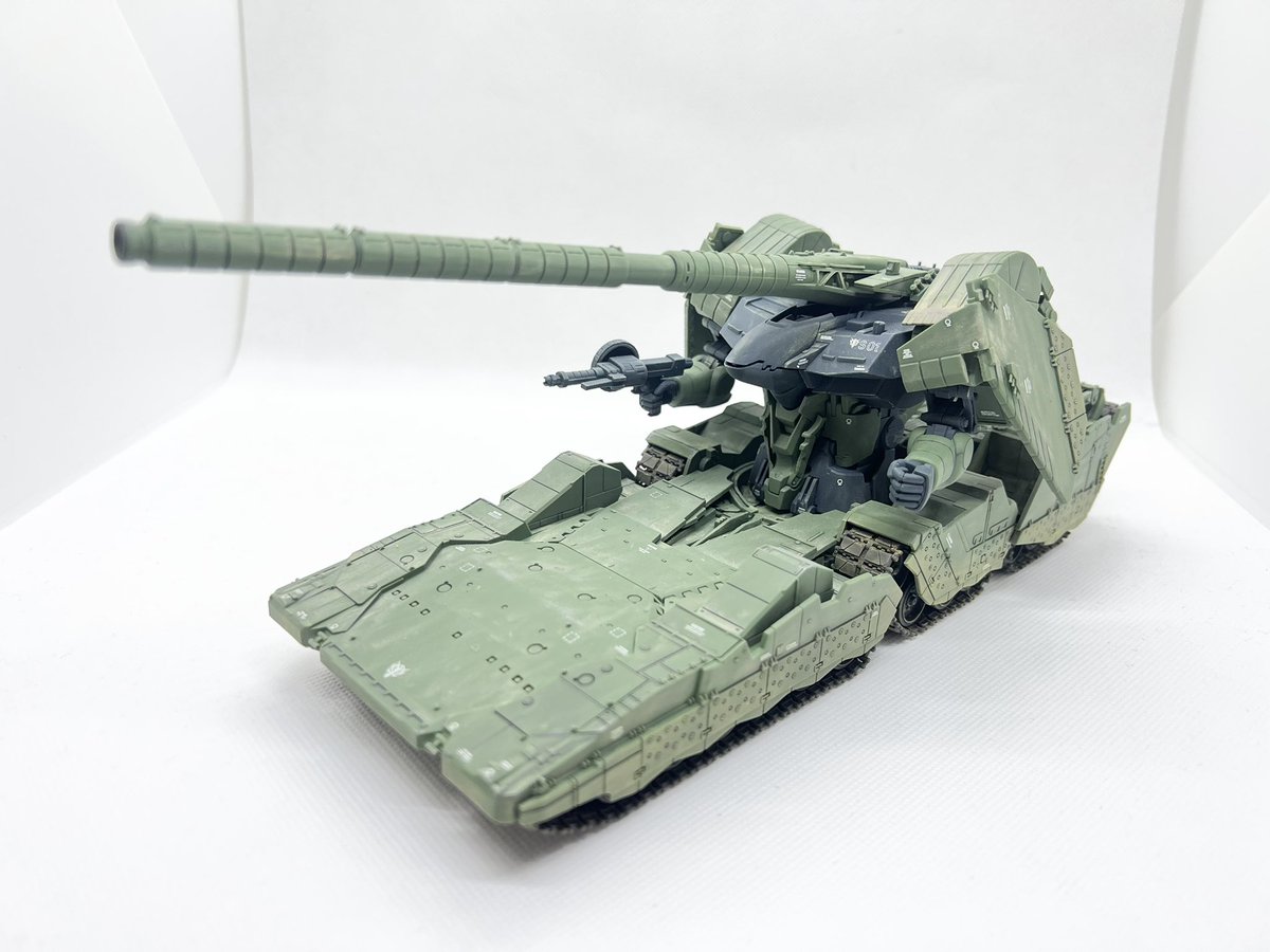 クノティス tweet media