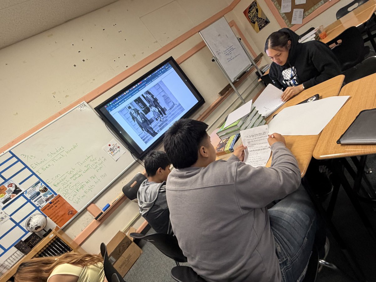 CHS HORNED TOADS tweet media