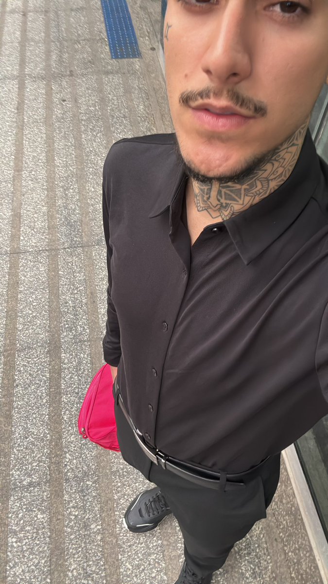 Arthur Urach tweet media