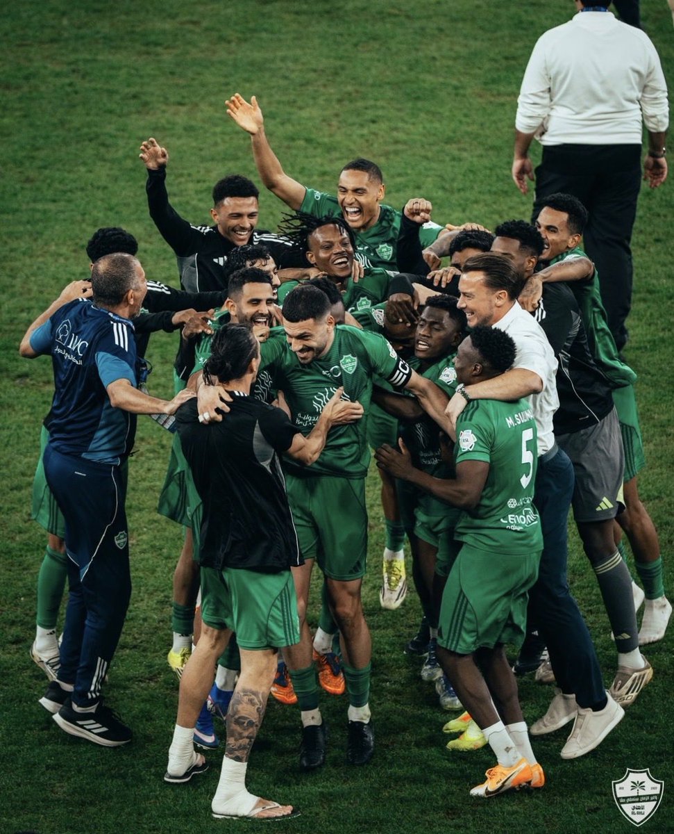 الخسارة ما تغير شيء حبنا لفريقنا ثابت والرجعة دايم تكون أقوى واحنا معكم للنهايه💚💚
 #WithYou_Until_The_End
