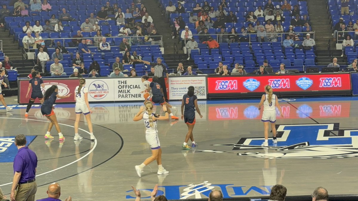 NathanRhea1982's tweet photo. The Sevier Co. #Bearettes defeated the Blackman Blaze 34-26 to advance to the Class AAAA State Championship Game where they will take-on Cookeville!🏀🏆SCHS is led in scoring by Kaliyah Burden (16) Maggie Townsend (7) Addison Brewer (5).🏀@BearettesSchs @5StarPreps @PGHTennessee https://t.co/q5n83xcSFo