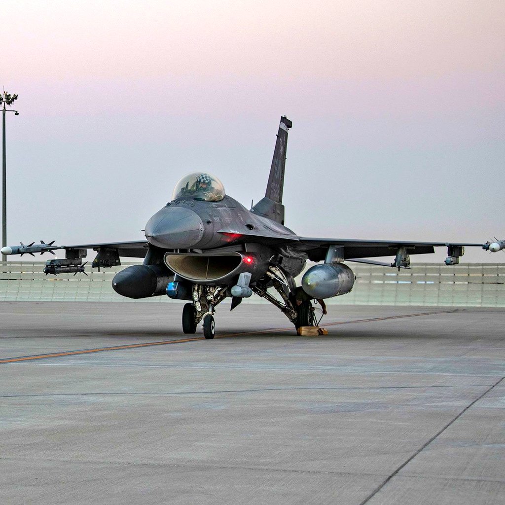 🔺JUST IN:
Saudi Arabia has started working on a plan to end US Air Force presence on it's Air Bases.

This is will be initiated on the request of Pakistan and other Brotherly Nations.