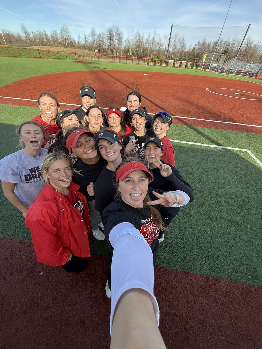 Dragons Softball tweet media