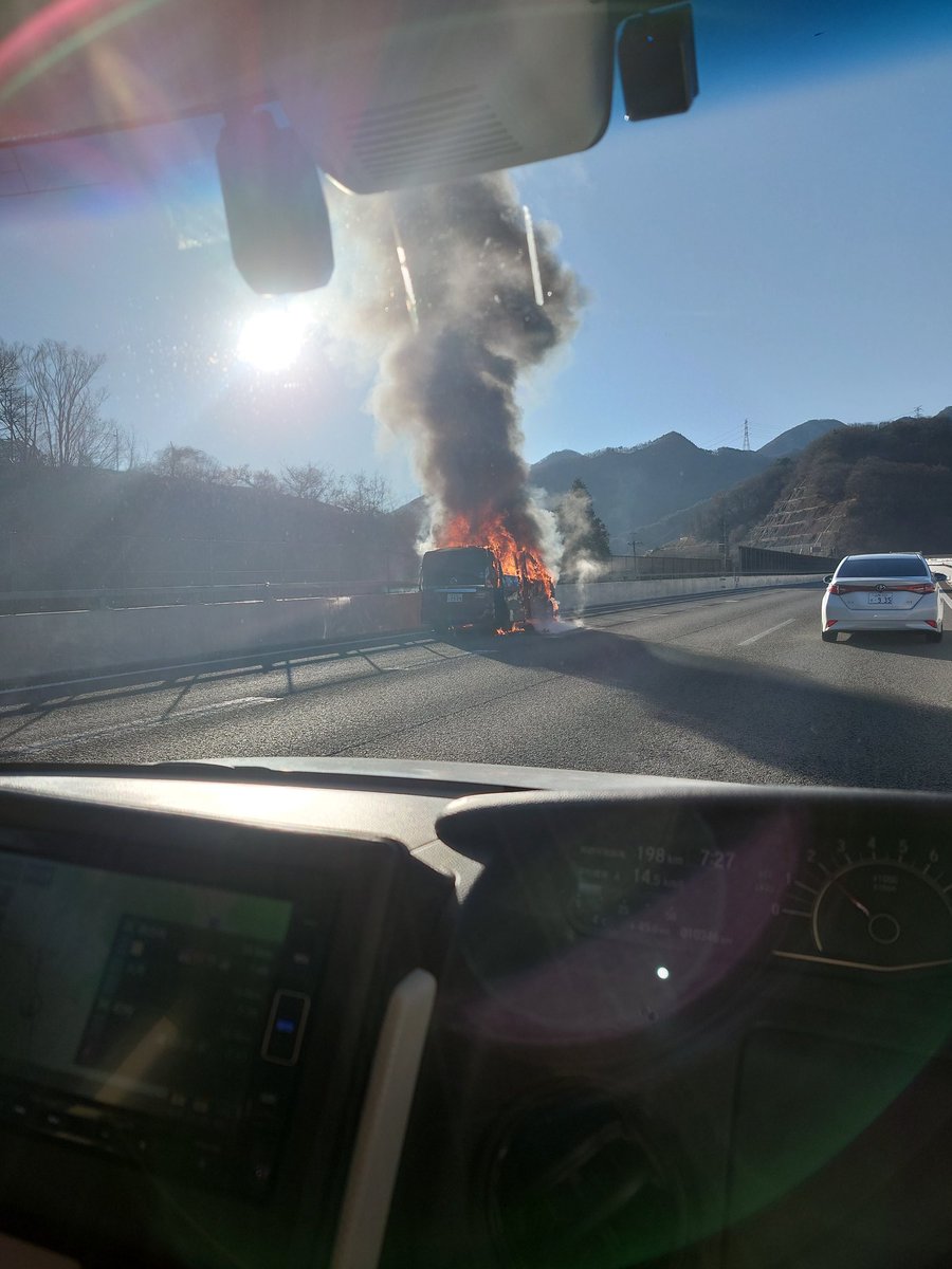 るてしよ tweet media