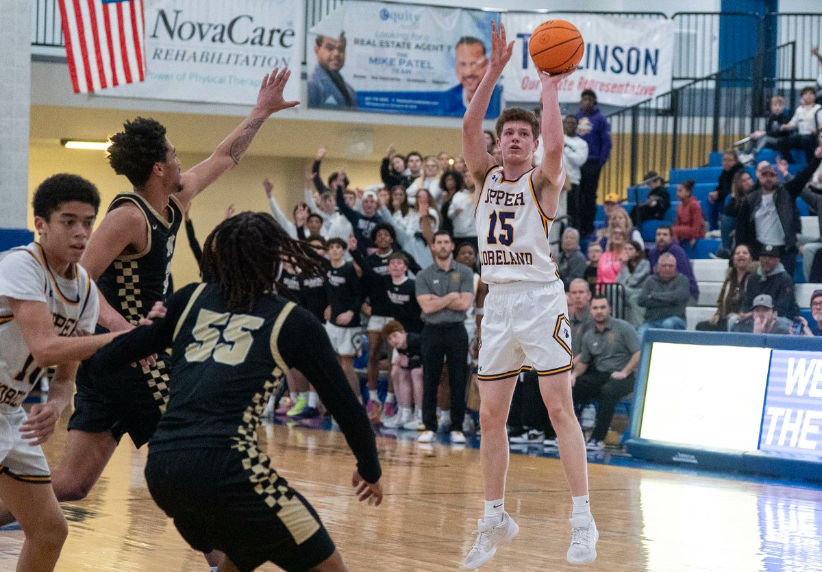 Tom Moore tweet media