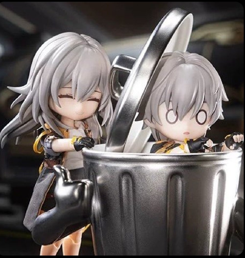 Kris ✨️ CEO of Twinblazer tweet media