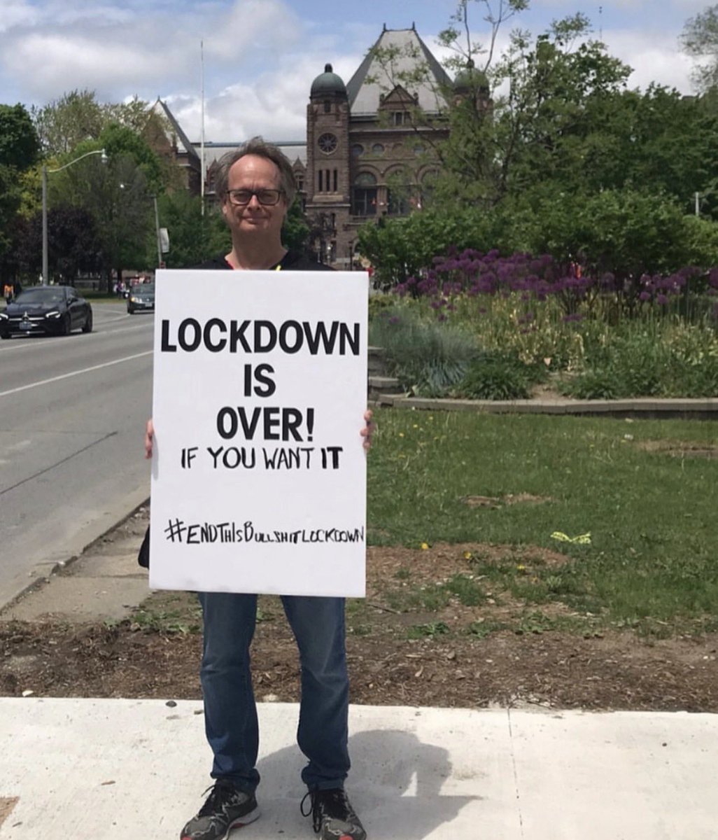 Marc Emery tweet media