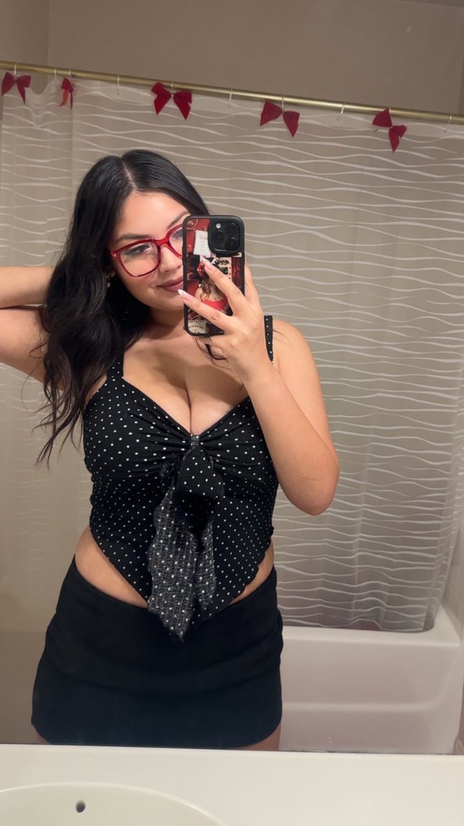 Julissa tweet media