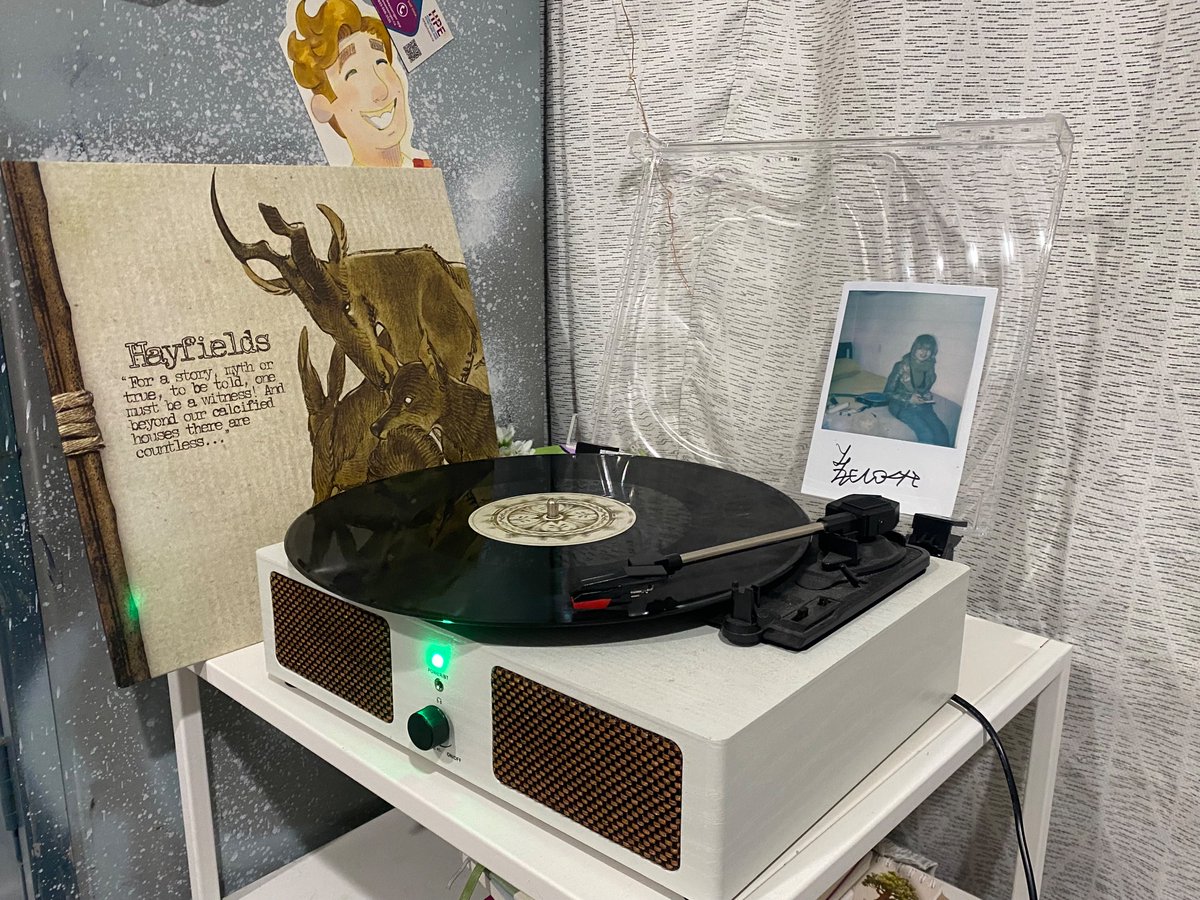 park_willo43400's tweet photo. I actually can’t believe I have it, I love it so so much
#yaelokre #hayfields https://t.co/4PFhDYDcZG