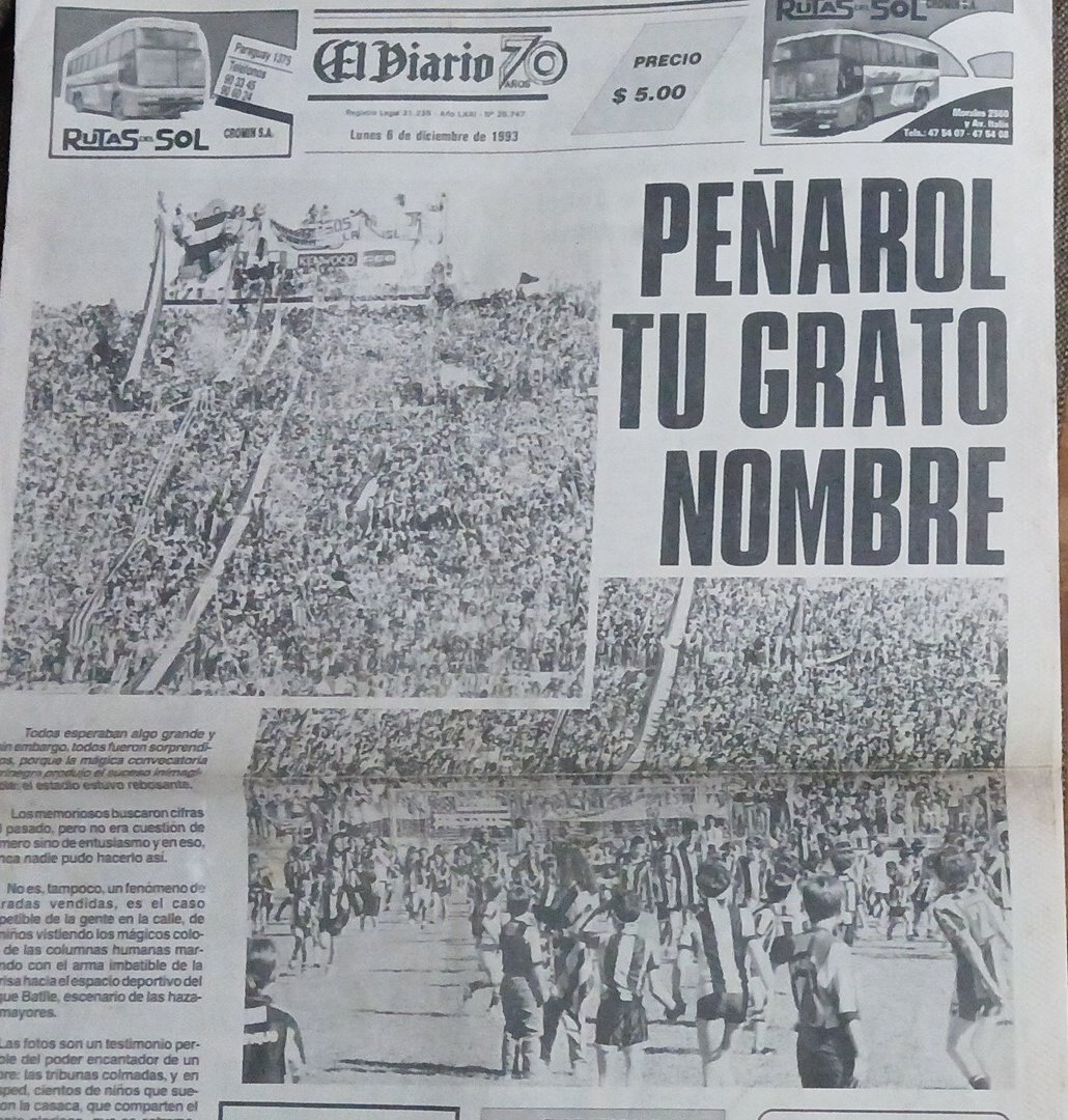 ToshidelCAP's tweet photo. La invasión de cancha mas grande en la historia de este país, retrasada en la tapa de El Diario un día de diciembre de 1993.

Volvíamos. https://t.co/zxgMoqiWky