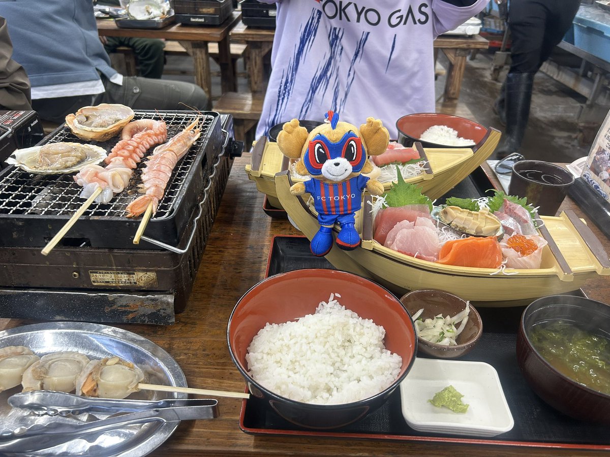 もふこ tweet media