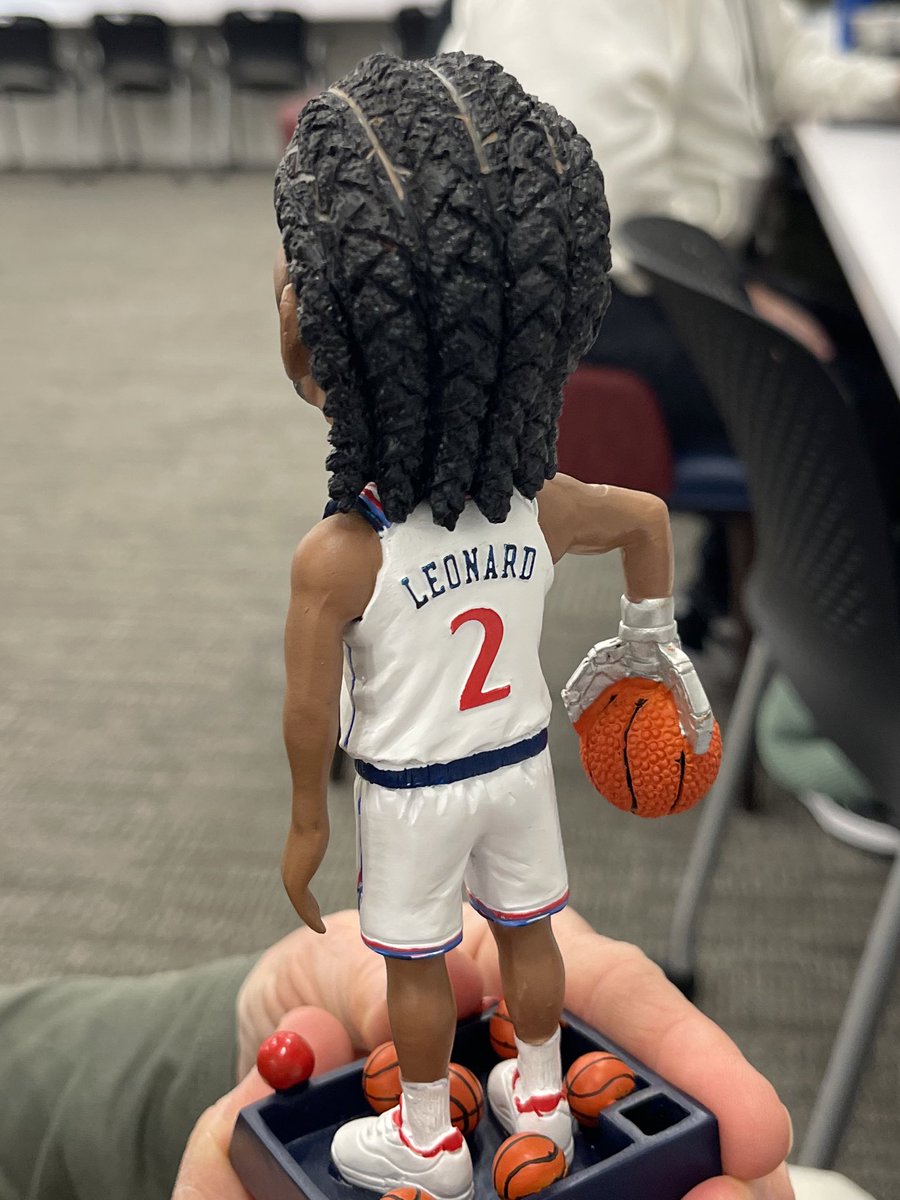 Tomer Azarly tweet media