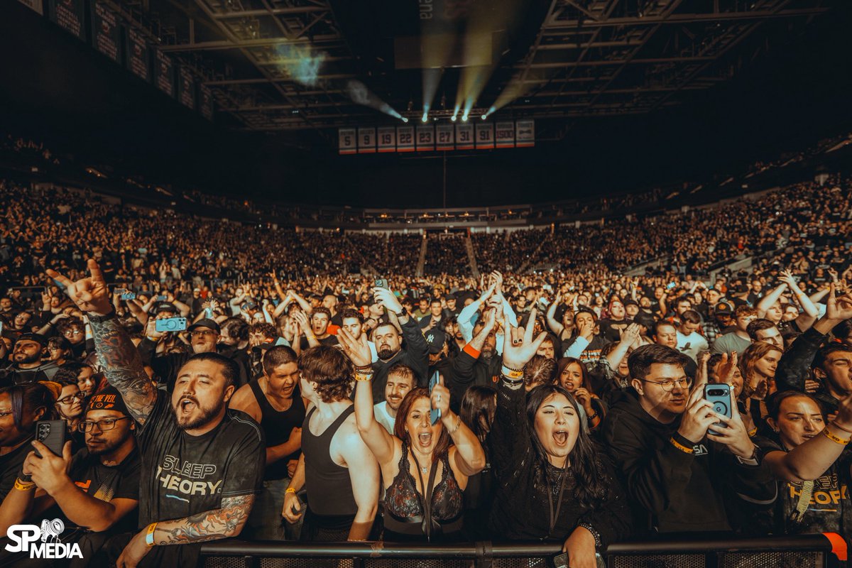 Three Days Grace tweet media