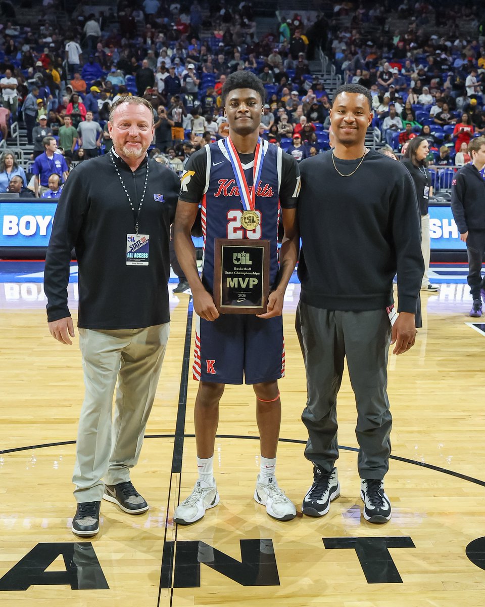 uiltexas's tweet photo. ⭐️ 24 points leads the way. Jaylin Hancock (Dallas Kimball) adds 6 rebounds and 2 blocks to take home 4A-D1 @Nike MVP. 🏀 https://t.co/PqCSzGdLc7