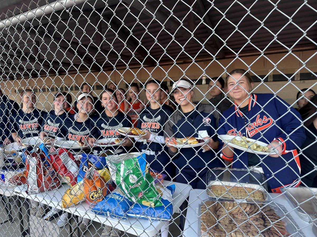 Olathe East Softball tweet media