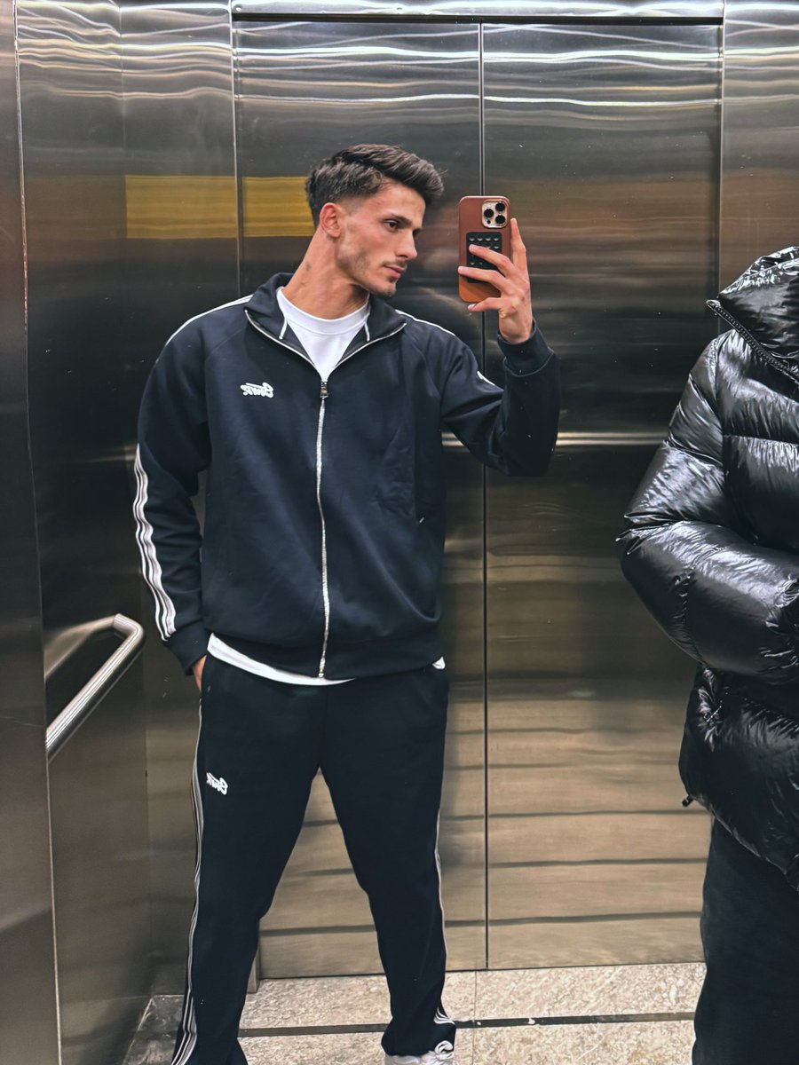 𝐒𝐨𝐬𝐲𝐚𝐥 𝐁𝐢𝐫 𝐁𝐞𝐥𝐚 ⚡️ tweet media