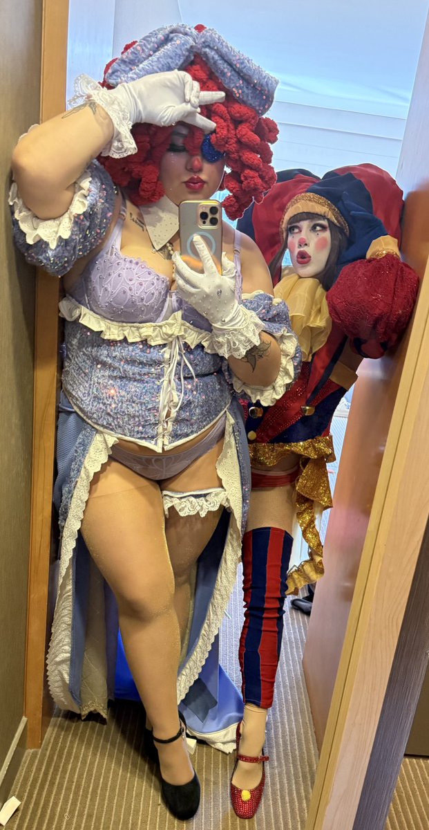 ✨ spanish milk tea ✨ tweet media