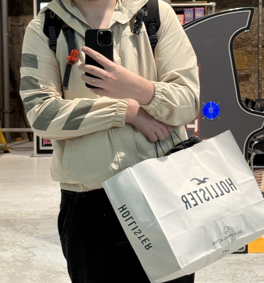 Imagine working all day just so I can go shopping.
Some of you would love that😂🫵 #paypig #walletdrain #humanatm