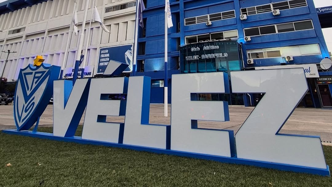 Sábado Vélez tweet media