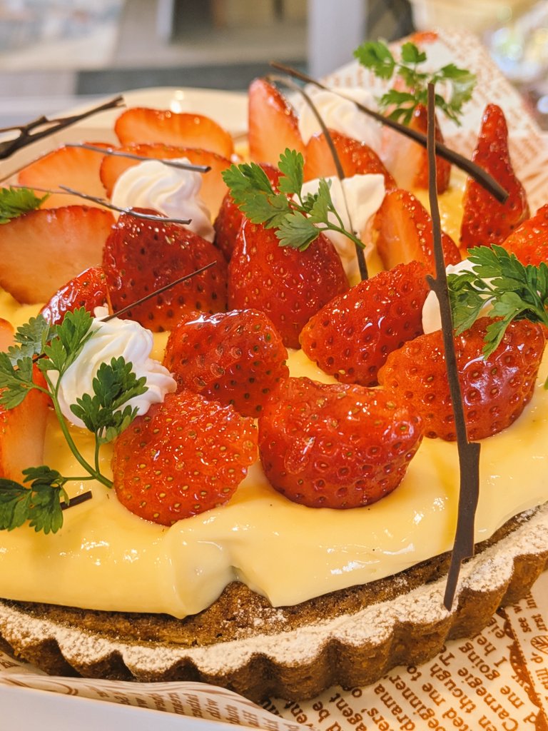 函館洋菓子ガトーフレーズ tweet media