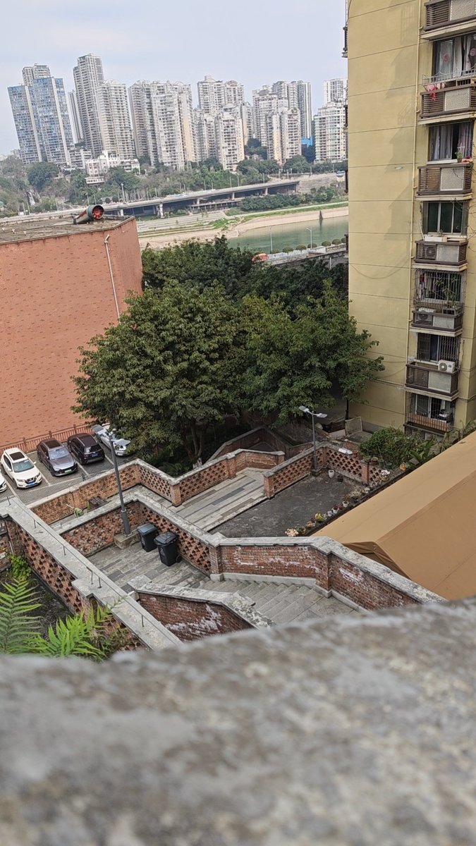 smbearlist tweet media