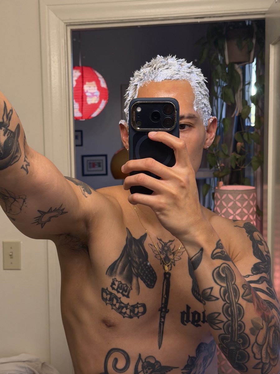 aydriannnn's tweet photo. Blonde refresh https://t.co/o4yMmQzS29