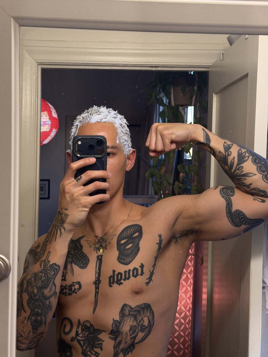 aydriannnn's tweet photo. Blonde refresh https://t.co/o4yMmQzS29