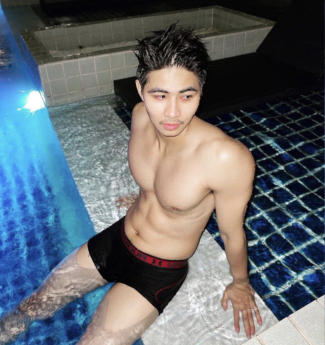 FAPlugzaa tweet media