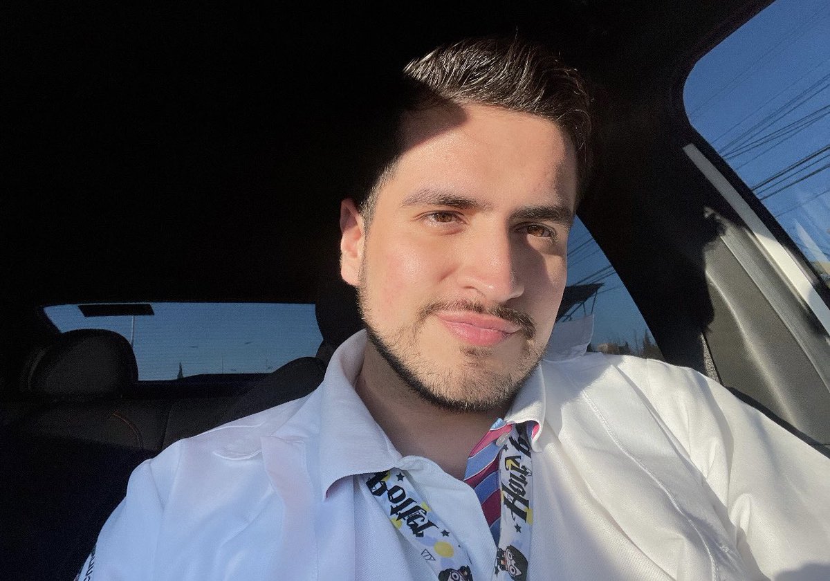 alegandro tweet media