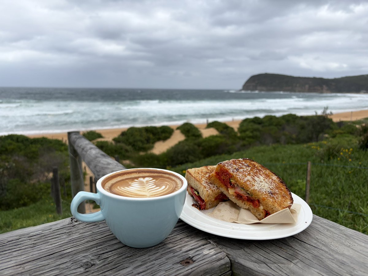 break time! 

four cheese toastie mmmm🤤