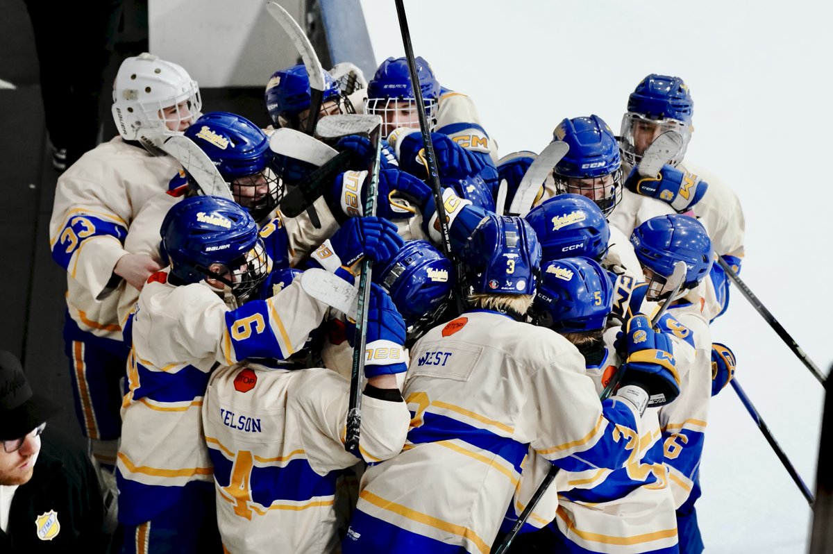 YouthHockeyHub's tweet photo. Bantam AA State 
Quarterfinal 

FINAL 
Prior Lake > STMA (6-3) 

PL: Nordby (2), Volp, Ulrich, Bodin, Laurel 
STMA: West, Maher, Clark 

SOG: 22-21 STMA 

The Lakers are headed to the semifinals! https://t.co/UmEaGfHW1W