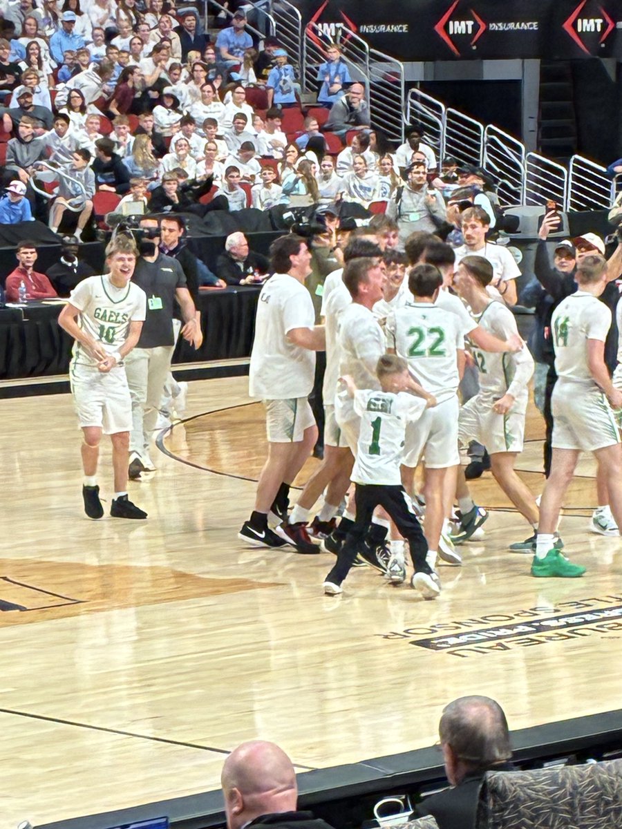 Moonlight Graham tweet media