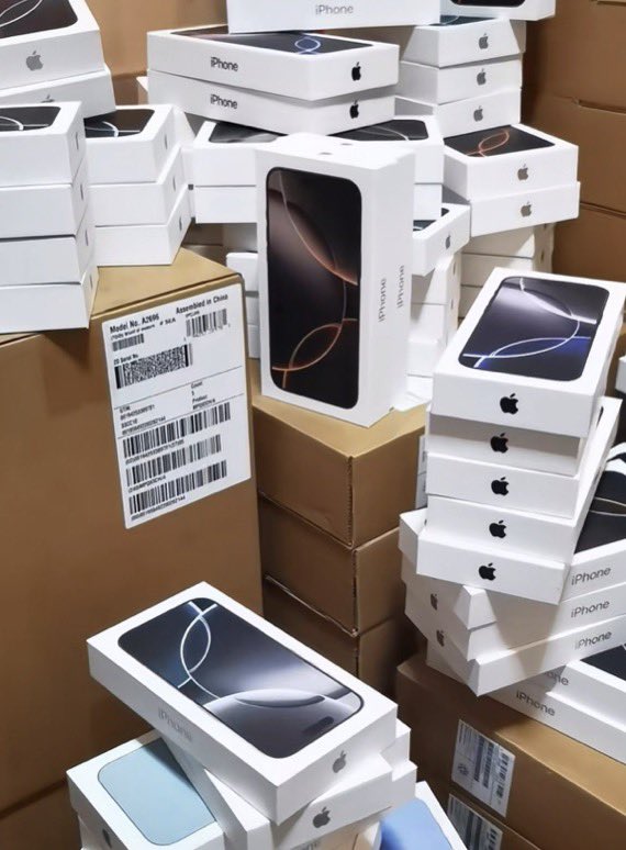 Apple_ap_0001's tweet photo. Apple製品が欲しい方限定✨

iPhone 17 Pro 256GB
iPad Air 6代目　256GB

どちらから1つ

フォロー、いいね、リポスト
コメントに欲しい方をリプ

よろしくお願い致します🥺

3月17日締め切り https://t.co/A3gjdn6cxJ
